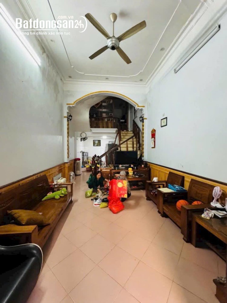 Bán gấp nhà Nguyễn Chí Thanh, P. Lê Thanh Nghị, Hải Phòng 58,5m², 3 tầng, mặt ngõ ô tô, giá 3,4 tỷ.