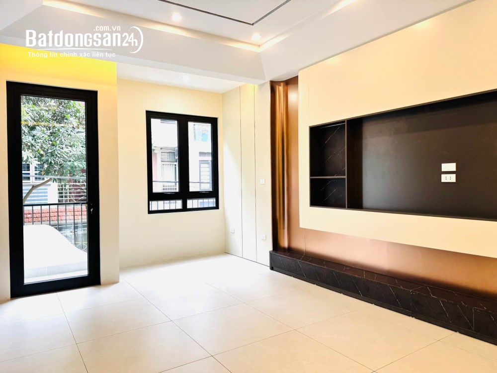 HIẾM! BÁN NHÀ ĐẸP 918 PHÚC ĐỒNG 60M x 5 TẦNG THANG MÁY - NGÕ THÔNG Ô TÔ TRÁNH- KD TỐT