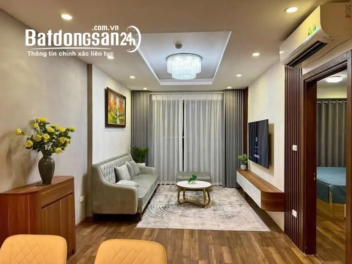 Bán gấp căn hộ 2 phòng ngủ Ngoại Giao Đoàn, giá 7,5 tỷ, sổ đỏ lâu dài, bao sang tên.