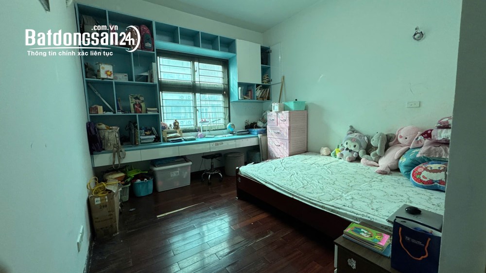 Căn góc CT5C Văn Khê, Hà Đông, 166m², 3PN, 2 ban công Nam, full nội thất, giá 7,8 tỷ.