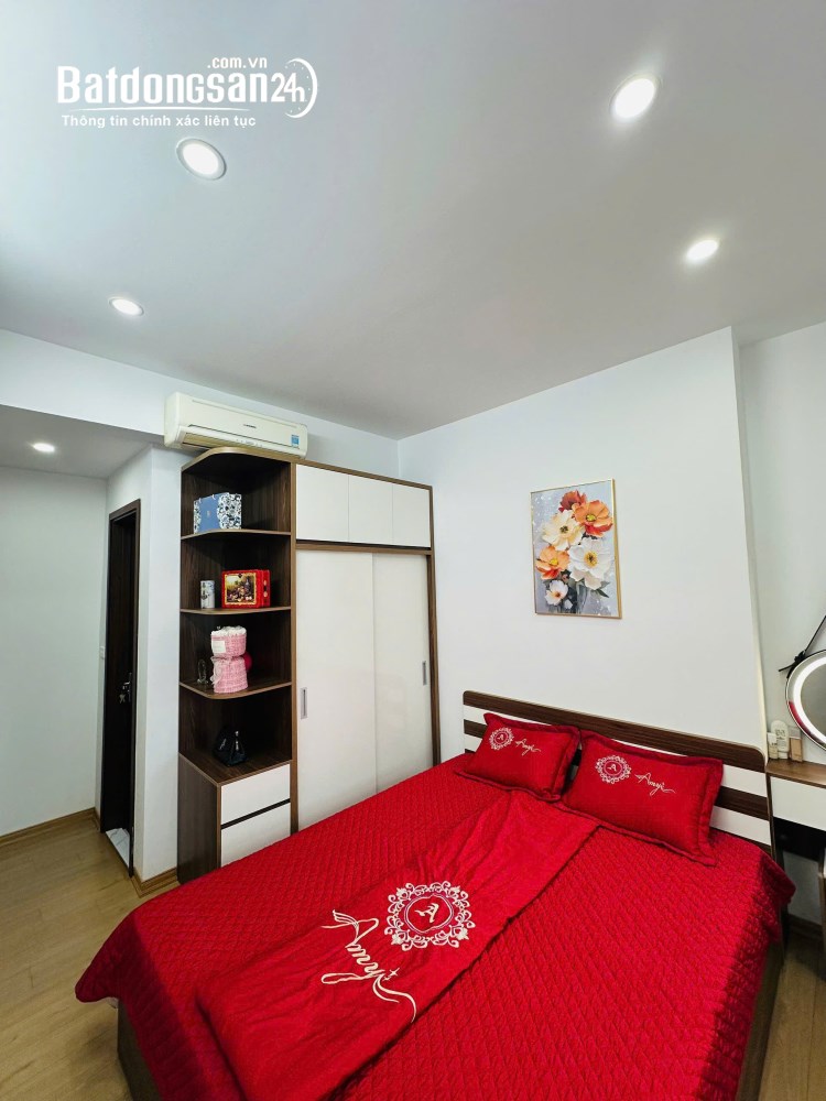 Căn hộ KĐT Kim Văn Kim Lũ, Định Công, 2 ngủ, full nội thất, tiện ích ngập tràn, giá 3.7tỷ.