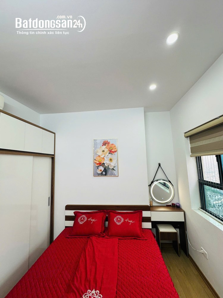 Căn hộ KĐT Kim Văn Kim Lũ, Định Công, 2 ngủ, full nội thất, tiện ích ngập tràn, giá 3.7tỷ.