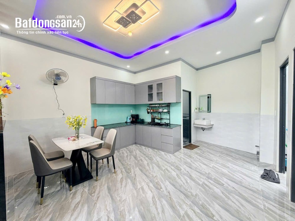 Bán nhà 1 trệt 1 lửng, Tân Triều, Đồng Nai, 89m² thổ cư, đường ô tô, nở hậu 8,2m, giá hơn 3 tỷ.