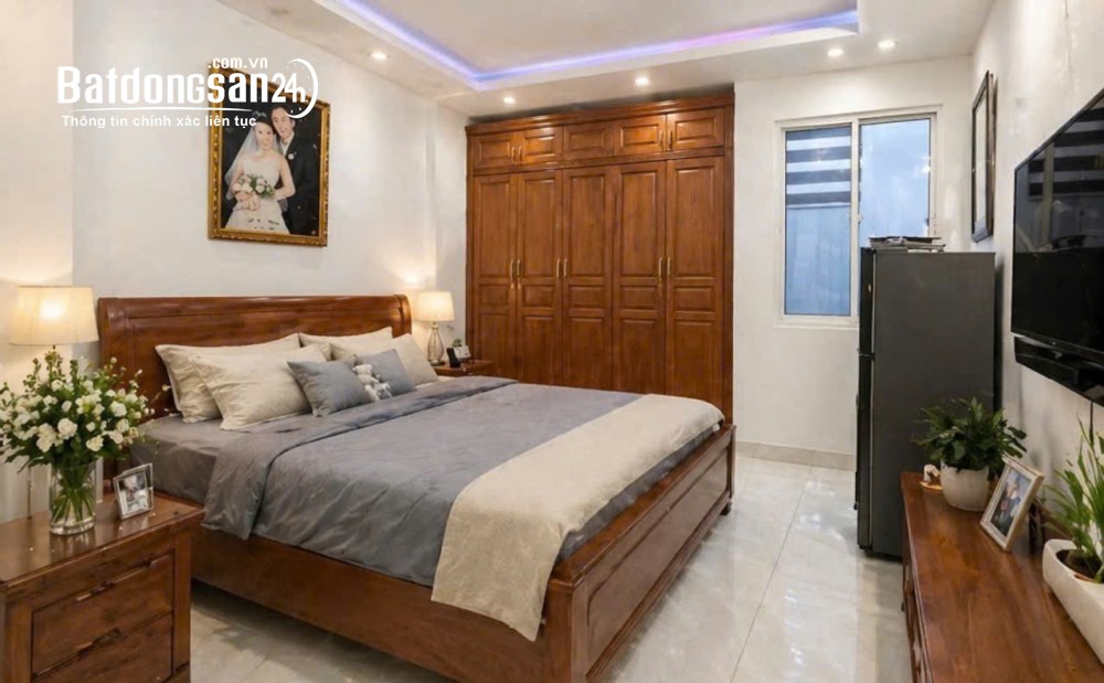 Nhà 4 tầng Hiệp Thành 13, P. Tân Thới Hiệp, TP Hồ Chí Minh, 62m², 3PN, hẻm xe hơi, giá 5,6 tỷ.