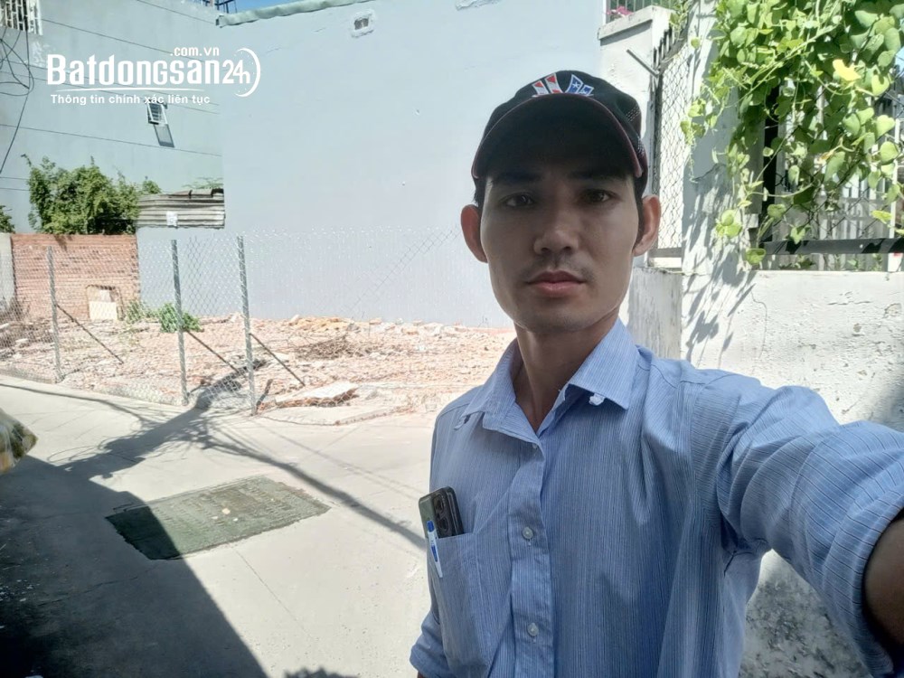 LÔ GÓC, GẦN CHỢ LINH TRUNG THỦ ĐỨC, 71M2, CHỈ 5.6T, XÂY 4 TẦNG.