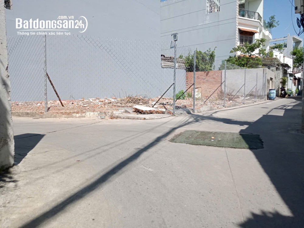 LÔ GÓC, GẦN CHỢ LINH TRUNG THỦ ĐỨC, 71M2, CHỈ 5.6T, XÂY 4 TẦNG.