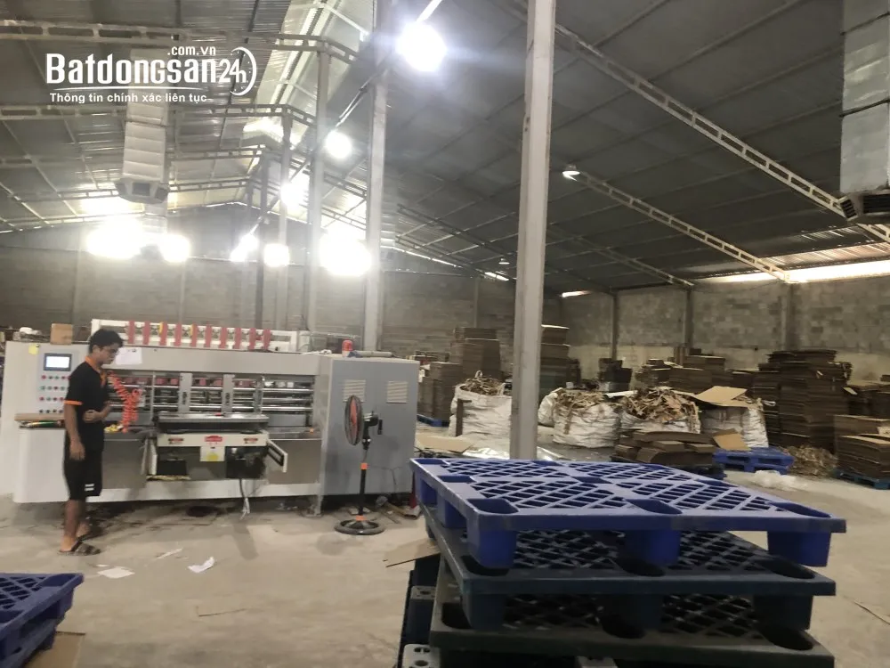 Cho thuê kho-xưởng giá tốt 1250m2 trục Tô Ngọc Vân (Quận 12 cũ), Hồ Chí Minh