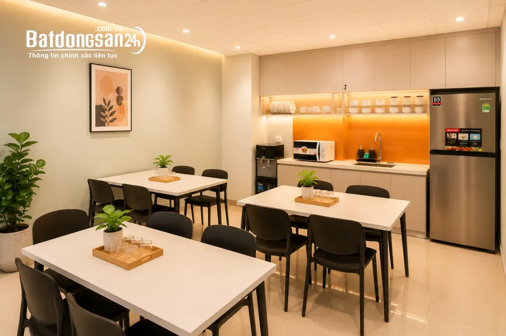 Cho thuê văn phòng Rox Tower 136 Hồ Tùng Mậu, Phú Diễn gần 800m², full tiện ích, ưu đãi 20%.