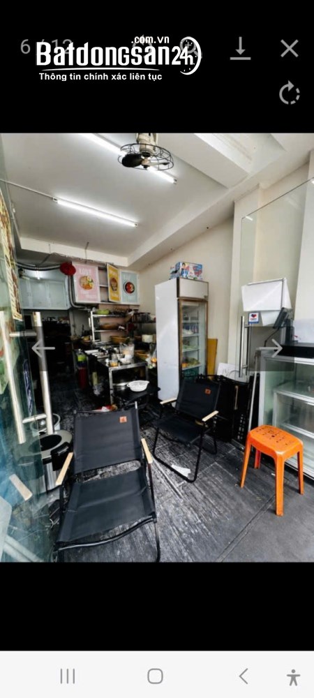 Nhà mặt tiền Huỳnh Văn Bánh, P. Cầu Kiệu 25m², 5 lầu, 3 phòng ngủ, đang cho thuê 21 triệu/tháng.