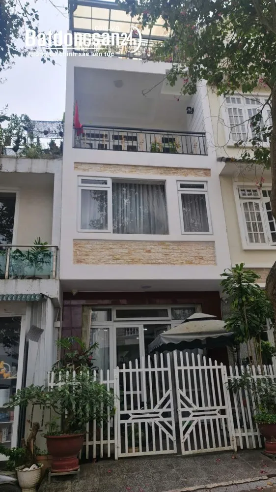 SIÊU PHẨM TRUNG TÂM ĐÀ LẠT, SỔ HỒNG HOÀN CÔNG, TIỆN Ở, KINH DOANH 15,3 TỶ.