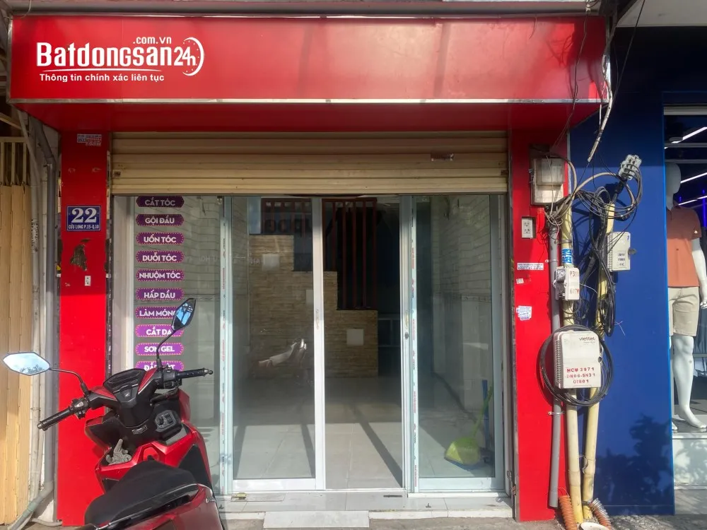 Nhà mặt tiền Cửu Long, Quận 10, 23m², đang cho thuê 15 triệu/tháng, giá 8,6 tỷ.
