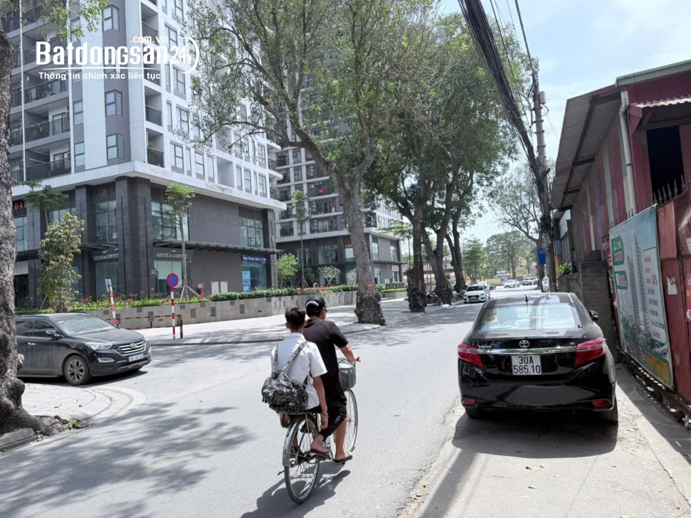 Cho thuê kho xưởng 1.300m² – Đức Giang, Hà Nội, giá 100 triệu/tháng.