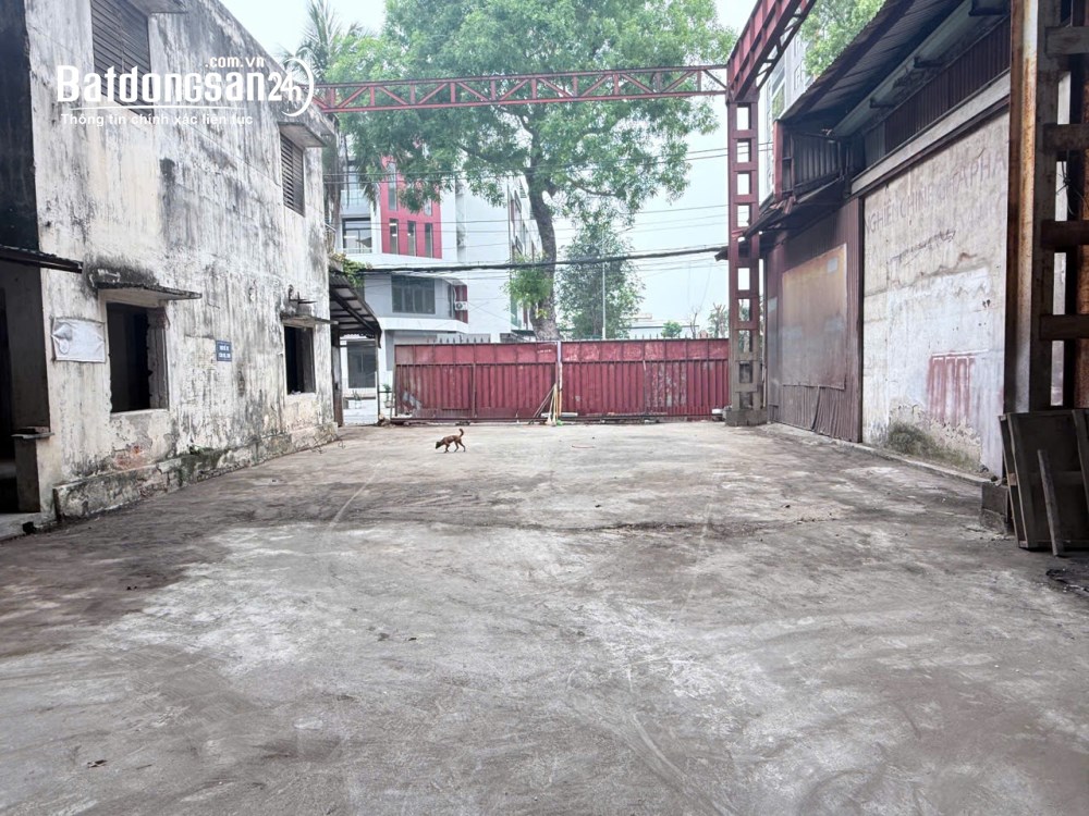 Cho thuê kho xưởng 1.300m² – Đức Giang, Hà Nội, giá 100 triệu/tháng.