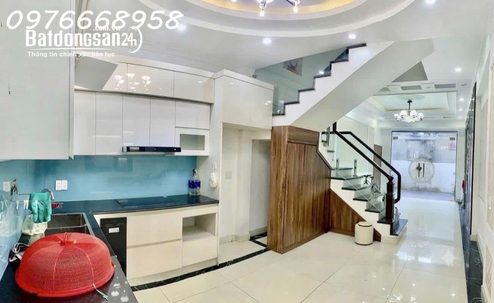 Nhà 4 tầng, full nội thất, ô tô tránh, DT53,1m², Thành Tô, Hải An, Hải Phòng, giá 6 tỷ.