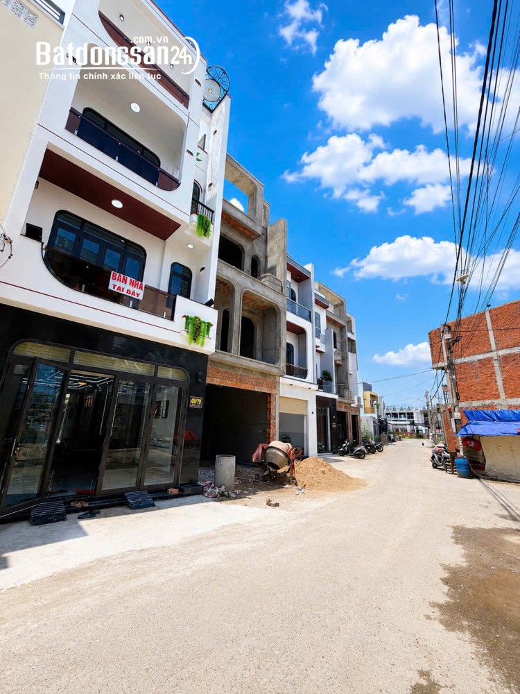 Nhà 3 tầng KDC Hoàng Minh Chánh, Biên Hòa, Đồng Nai – 100m², 4PN, sân đậu ô tô, full nội thất.