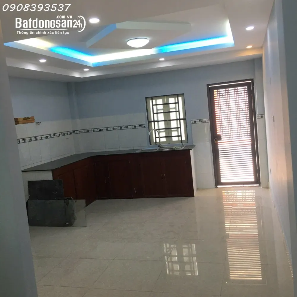 CHO THUÊ NHÀ NGUYÊN CĂN QUẬN 9, 4PN, 3WC - Có cửa hậu.