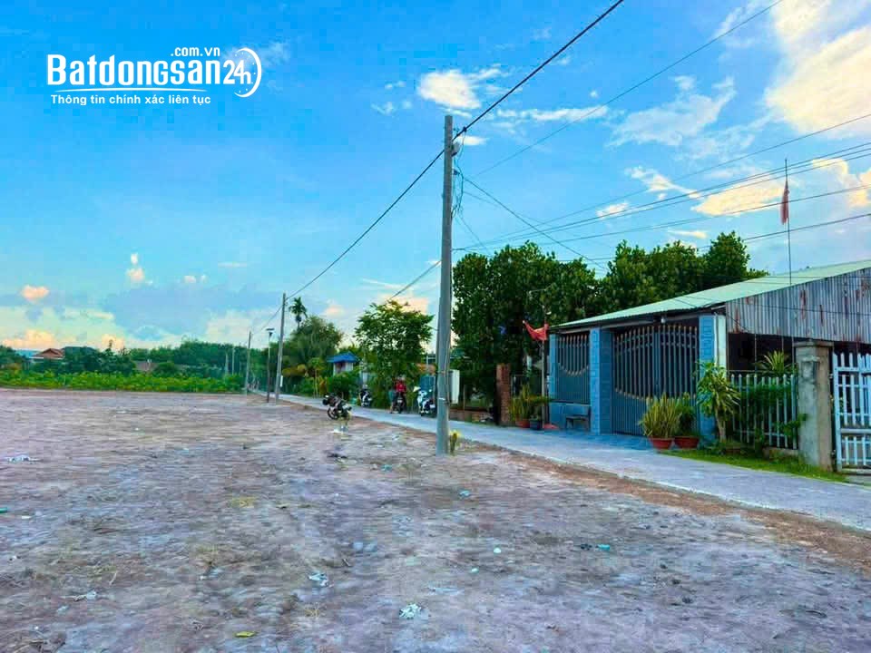 ĐẤT TRUNG TÂM CHƠN THÀNH – SỔ SẴN, THỔ CƯ, CÔNG CHỨNG NGAY! 