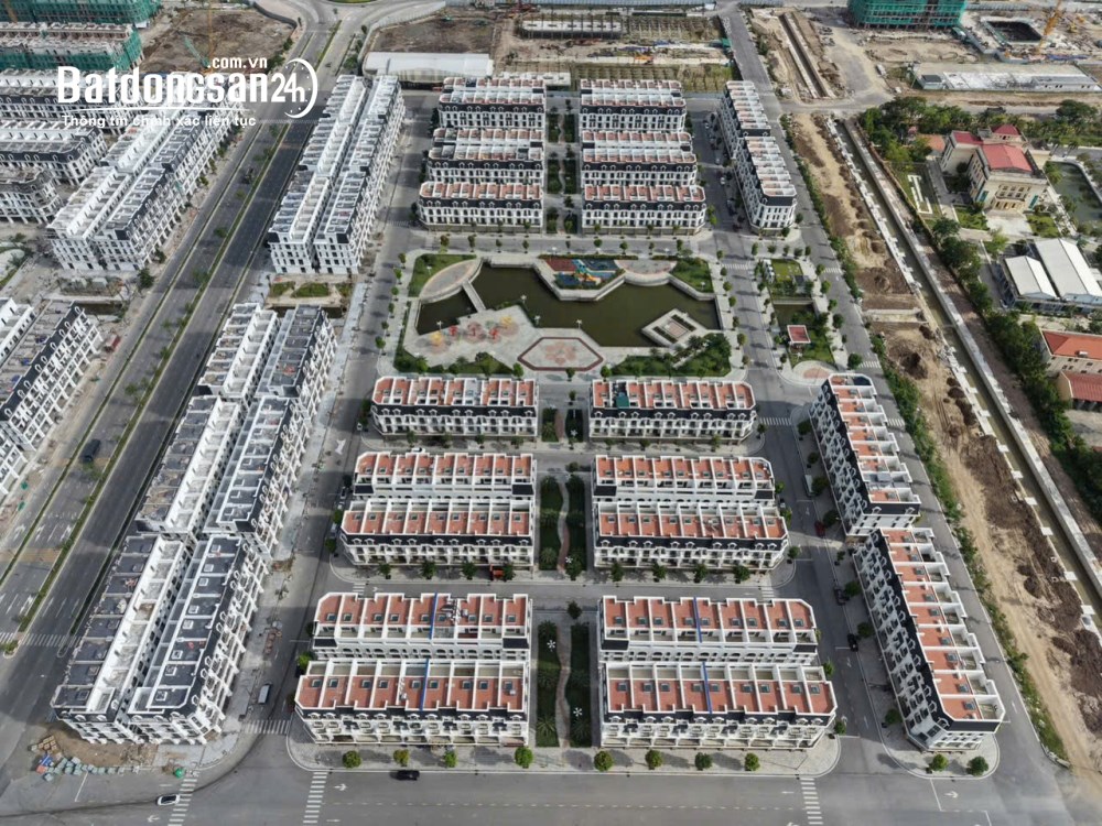 Hoàng Huy New City,Thủy Nguyên, nhà 4 tầng xây thô, đường 17m, sổ đỏ lâu dài, giá 9,9 tỷ.