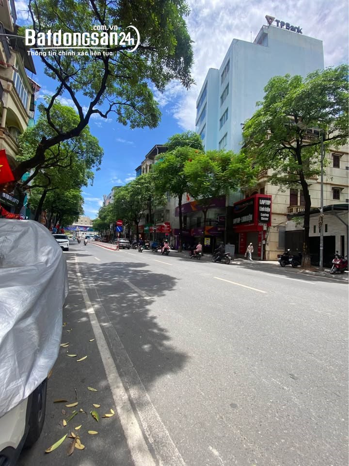  Bán nhà mặt tiền P. Bạch Mai, Hai Bà Trưng 42m², mặt tiền 7,5m, lô góc, 5 tầng, 25,5 tỷ.