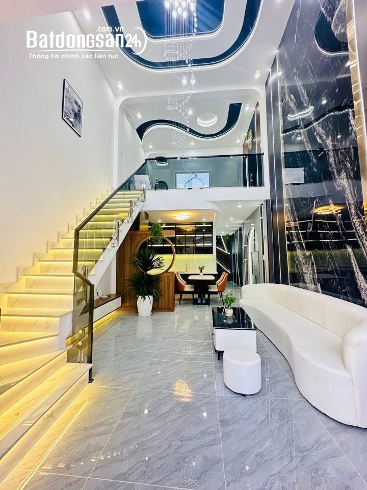 Nhà Lê Văn Khương, Phường Thới An, 53m², 2,78 tỷ, 2 tầng, 3PN, nở hậu, vào ở ngay.
