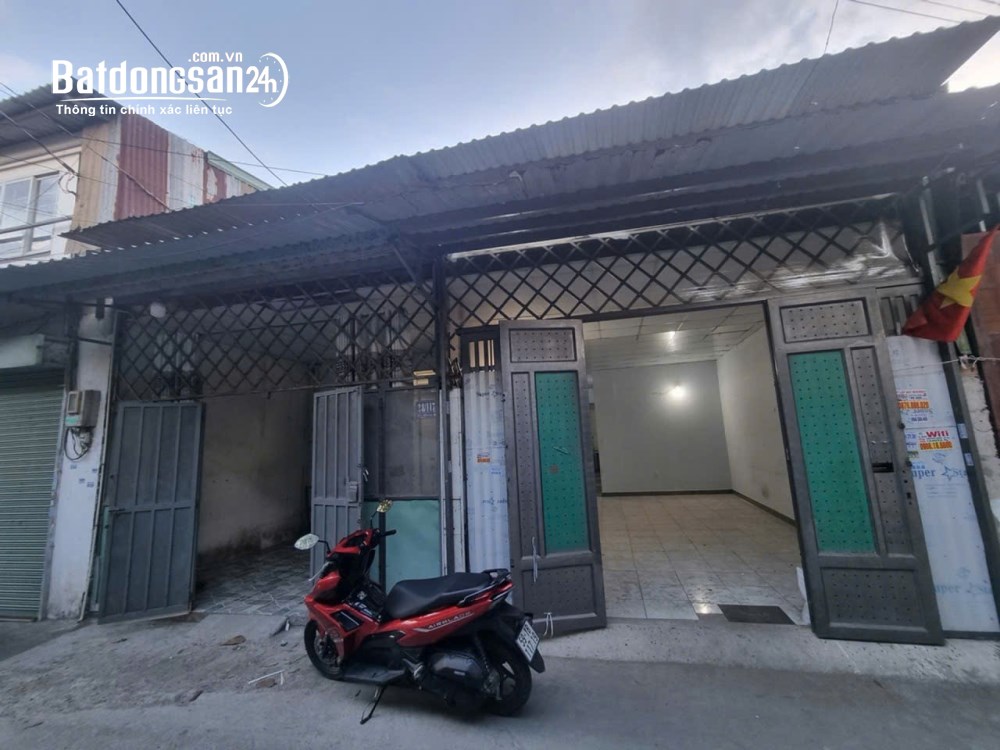 Nhà 4m x 15m Lê Văn Khương, Tân Thới Hiệp, vào ở ngay, giá 1,75 tỷ.