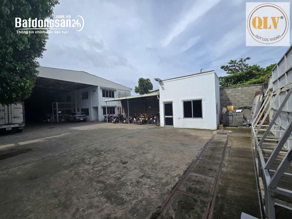 Cho thuê nhà xưởng Tân Bình, Vĩnh Cửu, Đồng Nai 1.900m², khuôn viên 2.600m².