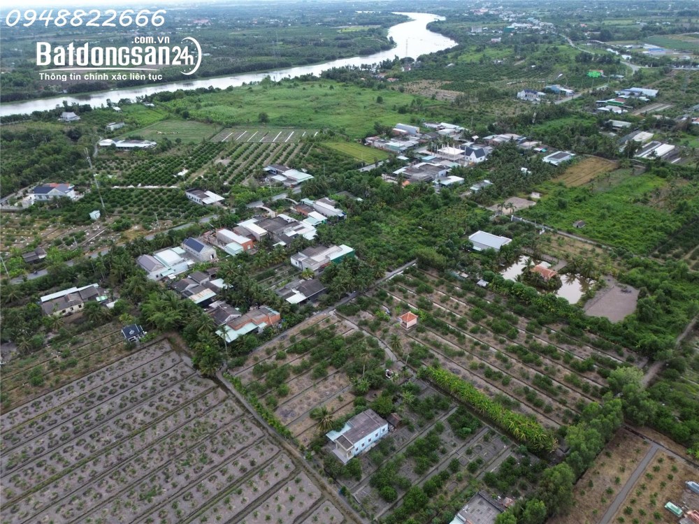 Siêu phẩm - Bán đất thổ cư siêu đẹp tại Ấp 5 Thạnh Hoà, Bến Lức, DT 195m2, giá 750 triệu.