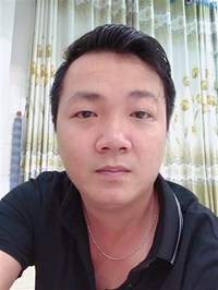 nguyễn hữu hoàng